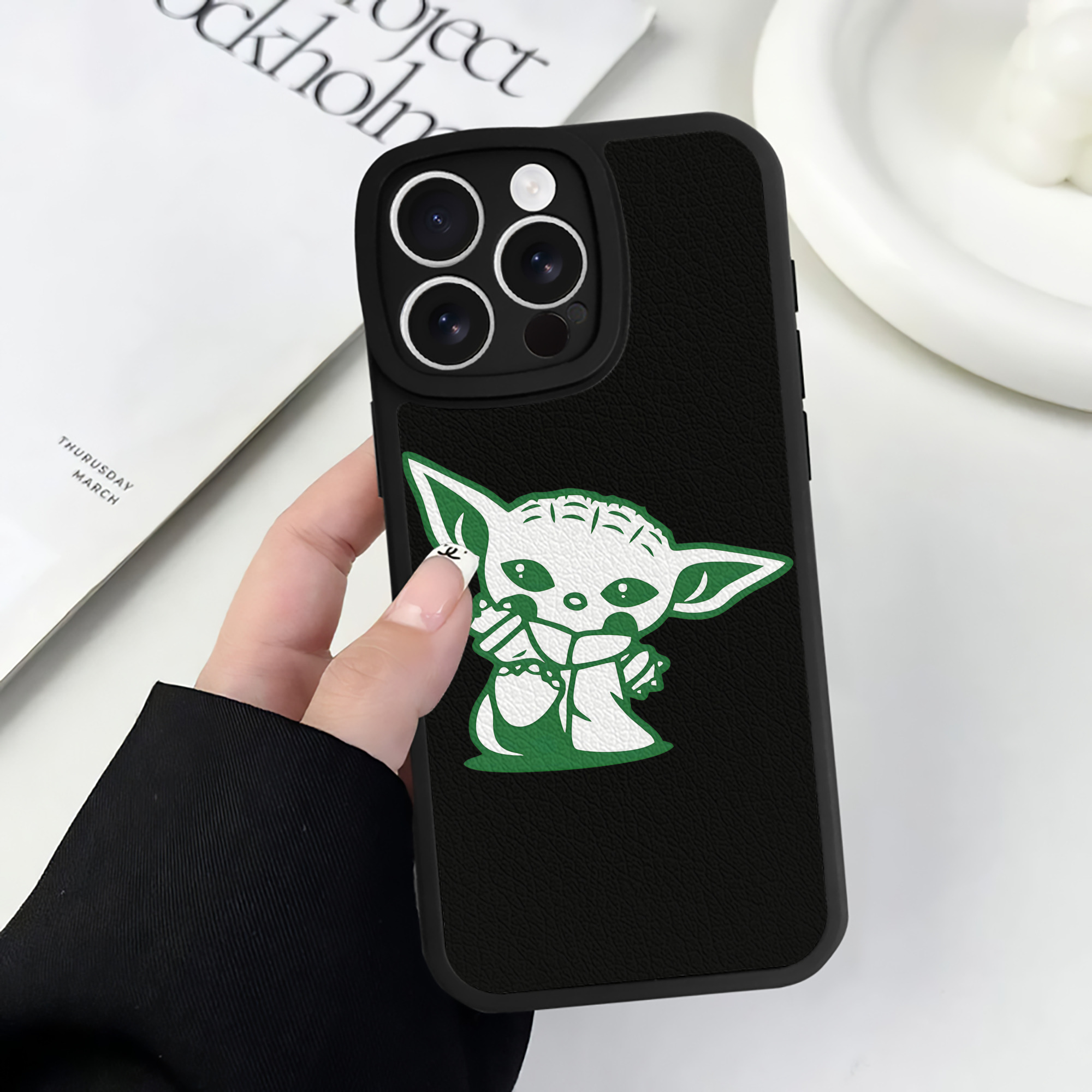 （画像用） スター・ウォーズ Star Wars 【iPhone 16シリーズ対応】シリコンスマホケース（レザー調） 材質：シリコン